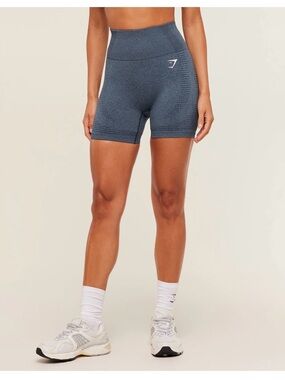 GymShark Seamless High-Waist Performance Bike Shorts - Charcoal